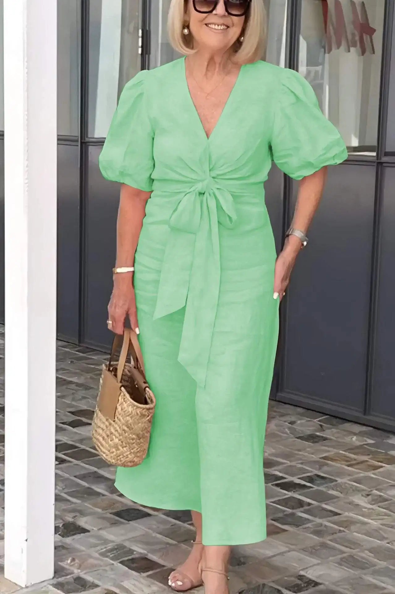 Shayla™ - Elegant V-Neck Dress - Bandorial